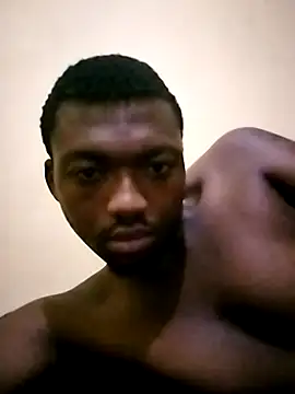 Snapshot of zipeqengeshe21 chatting on March 6, 1:27 am zipeqengeshe21 online show from March 6, 1:27 am