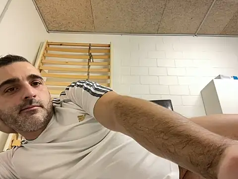 Snapshot of Assodispade3 chatting on January 30, 10:50 am Assodispade3 online show from January 30, 10:50 am