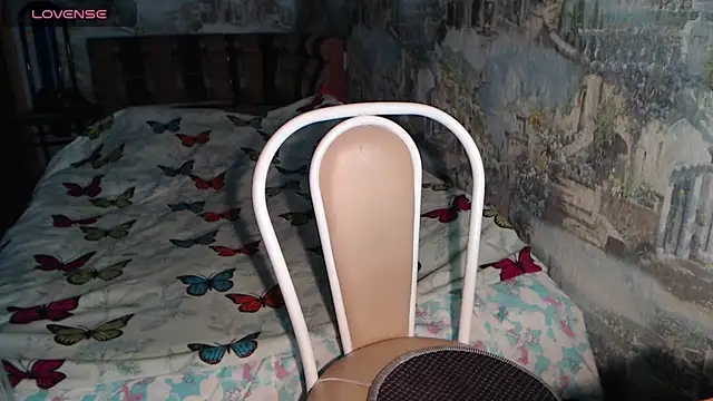 -LauraGold- online show from January 11, 7:49 am