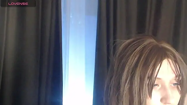 -LauraGold- online show from February 25, 4:03 am