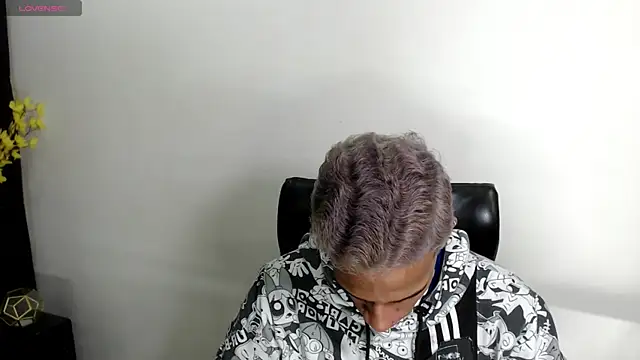 Snapshot of AbrahanBratz chatting on January 17, 11:49 am AbrahanBratz online show from January 17, 11:49 am