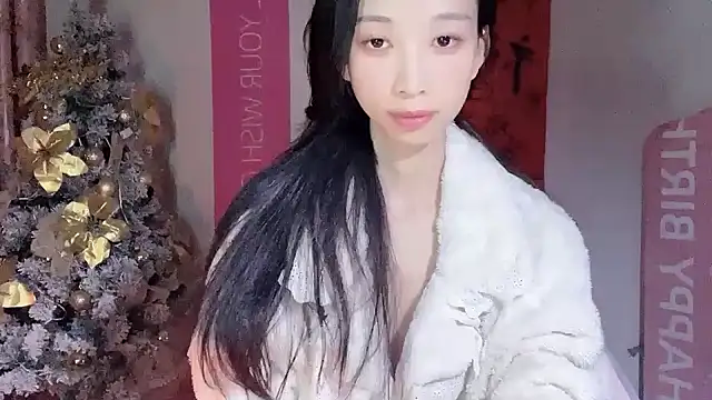 Lili-2 online show from January 3, 7:18 pm