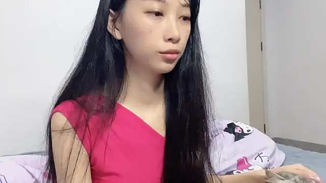 Lili-2 online show from April 2, 3:20 pm