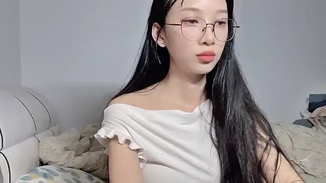 Lili-2 online show from July 8, 2:21 pm