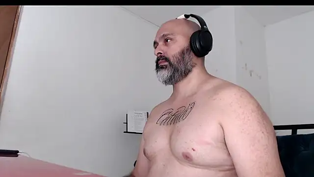 Gabriel Harmant online show from February 6, 2:31 pm