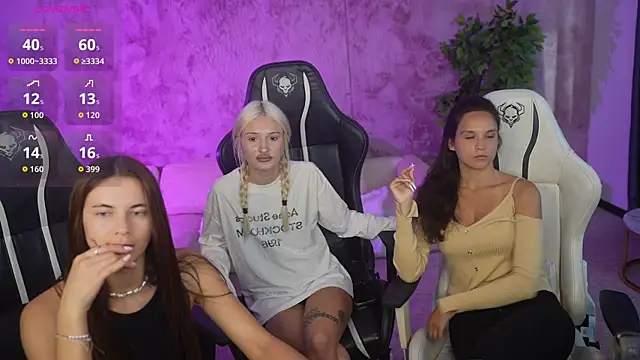 Julia  Star  online show from September 23, 2:42 pm