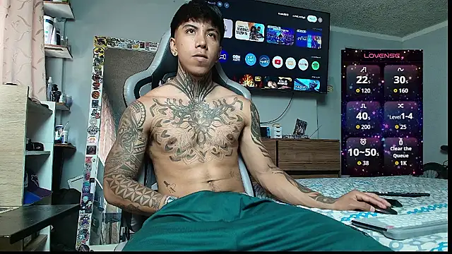 Nickhot0609 online show from January 19, 3:27 pm