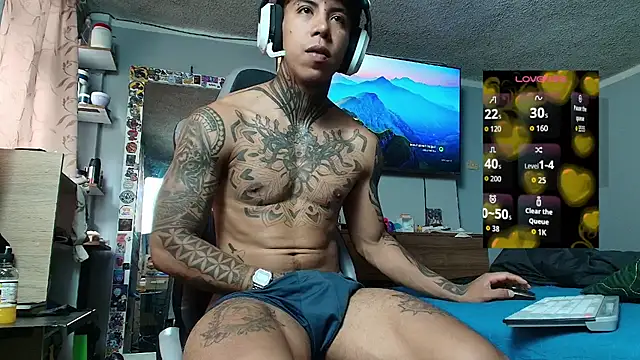 Nickhot0609 online show from February 18, 5:20 pm