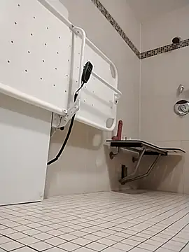 axelongshaft69 online show from February 21, 12:33 am