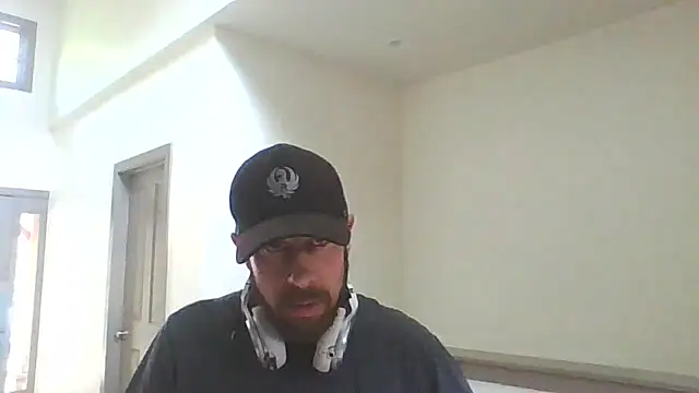 Snapshot of axelongshaft69 chatting on May 1, 10:58 pm axelongshaft69 online show from May 1, 10:58 pm
