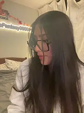 AleFantasy0001 online show from December 19, 4:19 am