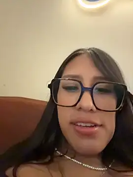 AleFantasy0001 online show from March 31, 5:19 am