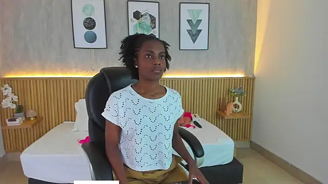 Snapshot of kenya_stone_1 chatting on June 11, 9:02 pm kenya stone 1 online show from June 11, 9:02 pm