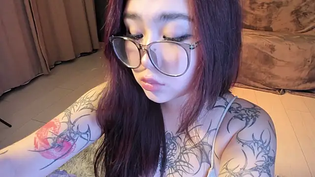 Snapshot of Yuriko_May chatting on January 24, 2:41 pm Yuriko May online show from January 24, 2:41 pm