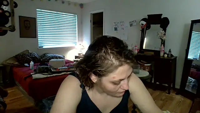 Snapshot of sophiarica chatting on April 22, 3:35 pm sophiarica online show from April 22, 3:35 pm
