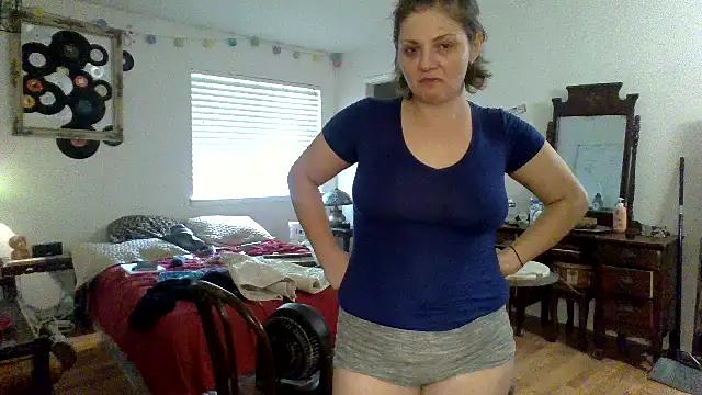 Snapshot of sophiarica chatting on April 28, 10:59 pm sophiarica online show from April 28, 10:59 pm