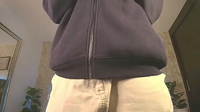 Snapshot of MattDevon chatting on February 5, 3:22 am MattDevon online show from February 5, 3:22 am