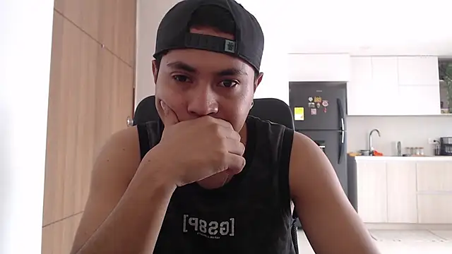 deyzl online show from April 8, 8:53 pm