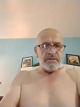 geilerschwanz64 online show from April 30, 9:41 pm
