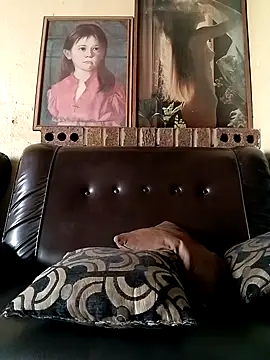 Snapshot of Sweet___Dick chatting on December 10, 6:22 am Sweet Dick online show from December 10, 6:22 am