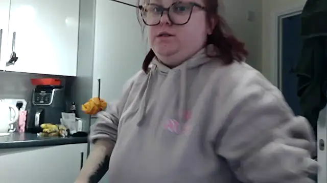 Tallulah-mae-xoxox online show from March 3, 6:44 pm