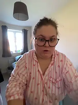 Tallulah-mae-xoxox online show from March 18, 11:13 am