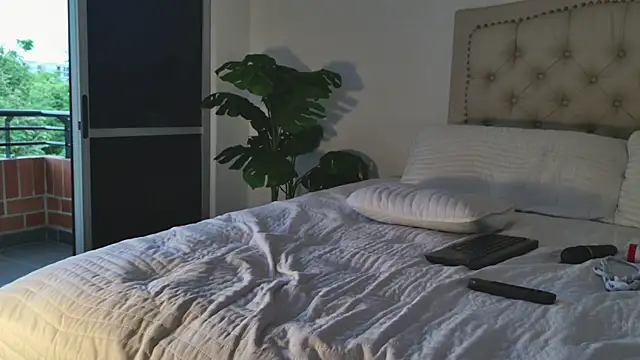 Scarlett grand online show from November 5, 9:48 pm