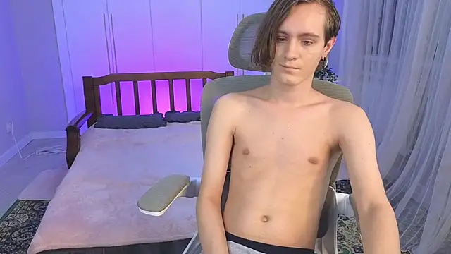 Snapshot of nikompell chatting on January 22, 3:09 am nikompell online show from January 22, 3:09 am