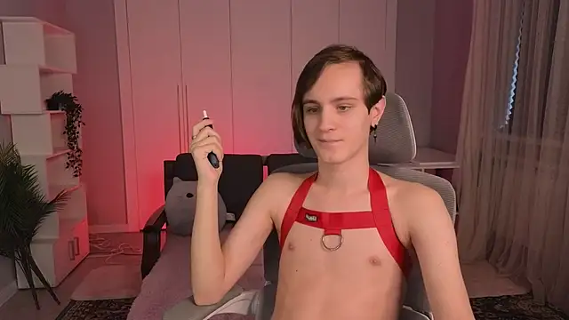 Snapshot of nikompell chatting on February 9, 4:46 am nikompell online show from February 9, 4:46 am