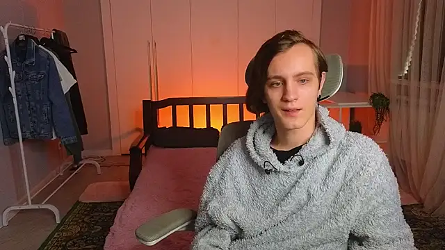 Snapshot of nikompell chatting on March 7, 4:46 am nikompell online show from March 7, 4:46 am