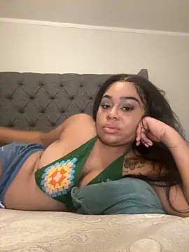 camiliaskye online show from December 5, 6:55 am