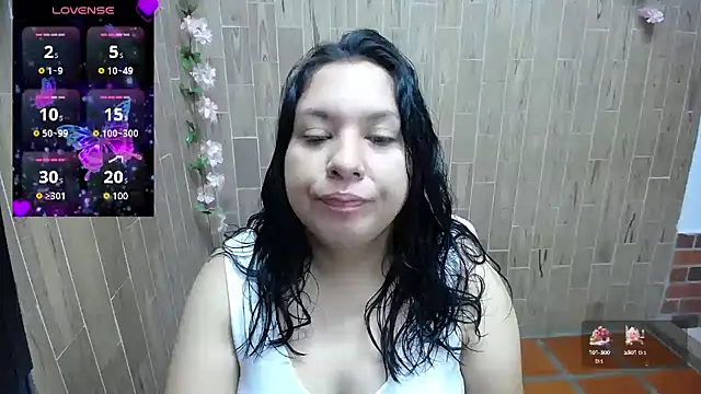 solyeria online show from February 7, 3:41 pm