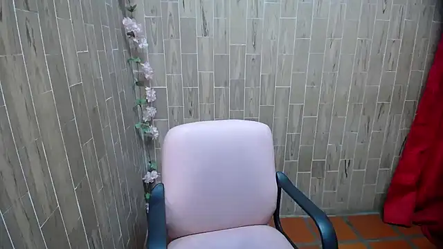 solyeria online show from April 5, 12:13 pm