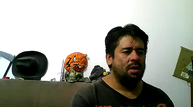 Snapshot of Joy2jordyson chatting on January 29, 8:40 am Joy2jordyson online show from January 29, 8:40 am