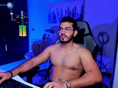 BrunoD31 online show from February 10, 3:21 am