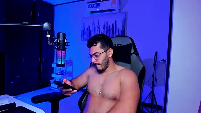 BrunoD31 online show from March 15, 5:24 am