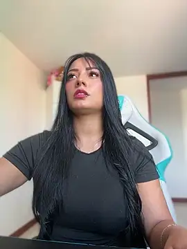 missycanoo online show from May 15, 6:59 pm