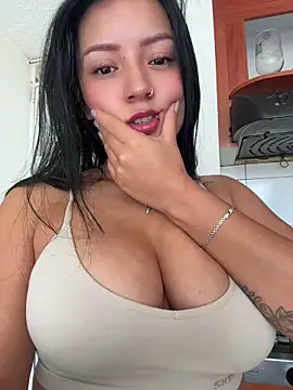 missycanoo online show from May 18, 3:29 pm