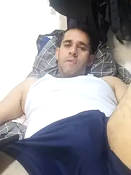 Snapshot of CRISTHIAN_GREY01 chatting on February 25, 3:27 pm CRISTHIAN GREY01 online show from February 25, 3:27 pm