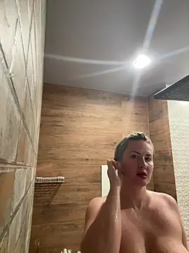 Snapshot of LanaShockk chatting on December 25, 9:11 pm LanaShockk online show from December 25, 9:11 pm