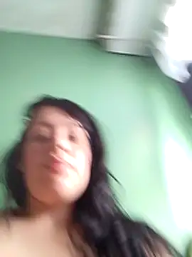 Snapshot of Bellatriz-horse chatting on April 13, 6:35 pm Bellatriz-horse online show from April 13, 6:35 pm