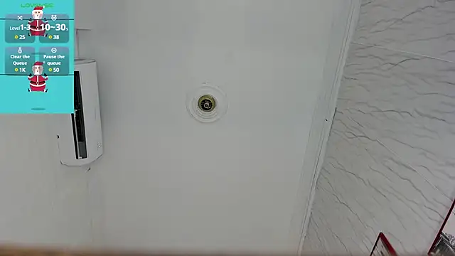 Snapshot of TOWERS21_ chatting on December 12, 8:21 pm TOWERS21 online show from December 12, 8:21 pm