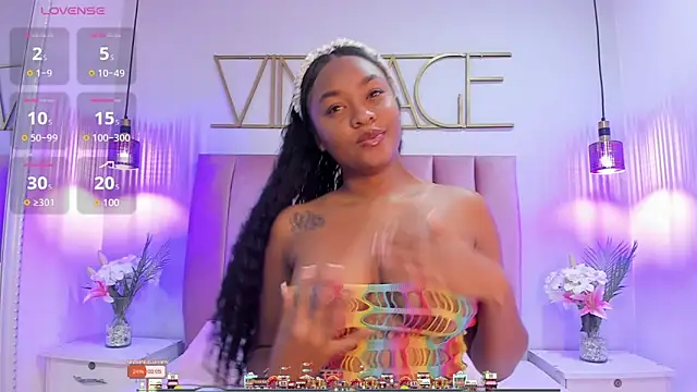 NaomyBaez online show from December 20, 4:09 am