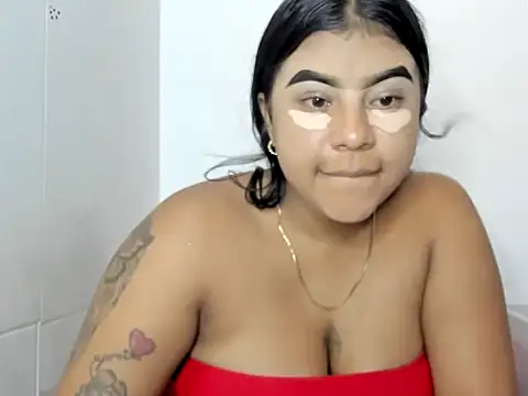 alexxa1304 online show from November 11, 12:21 am