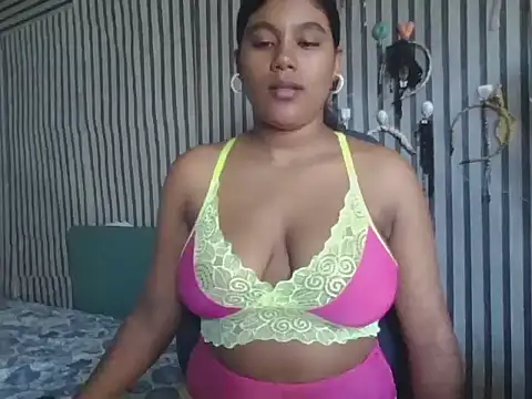 Lilmisskay18 online show from February 25, 8:13 am