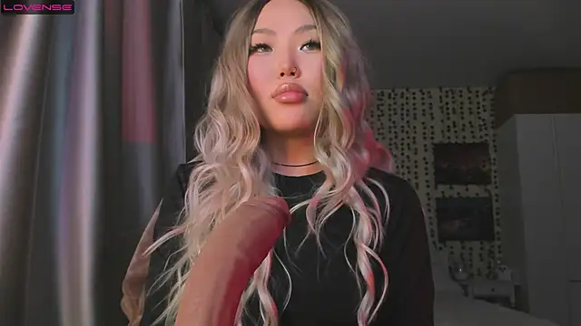 uko sa online show from December 2, 3:29 pm