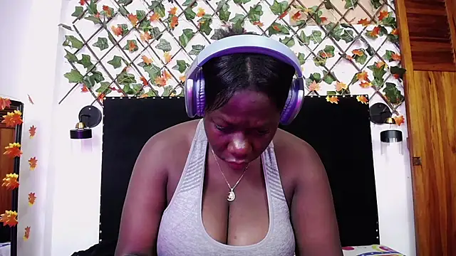 skaysanchez1 online show from February 22, 12:15 pm