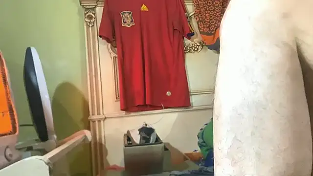 Snapshot of emylolo9 chatting on January 7, 1:59 am emylolo9 online show from January 7, 1:59 am