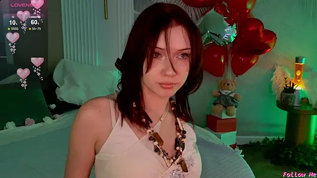 Snapshot of Sky_Eyes_ chatting on February 21, 8:18 am Sky Eyes  online show from February 21, 8:18 am