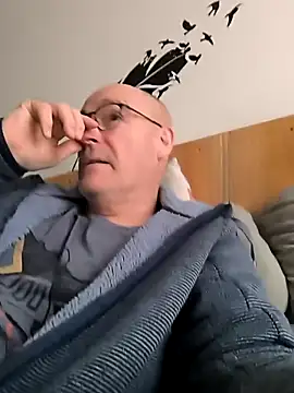 bogland33 online show from February 20, 10:16 am